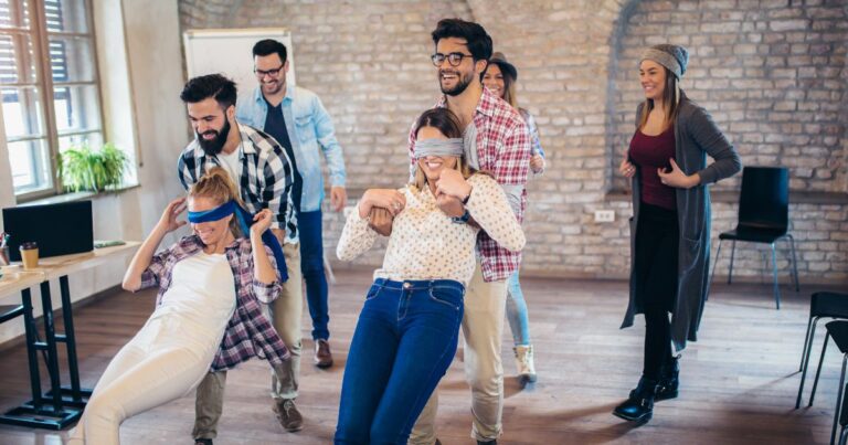 10 Juegos de Team Building que puedes implementar en tu organización